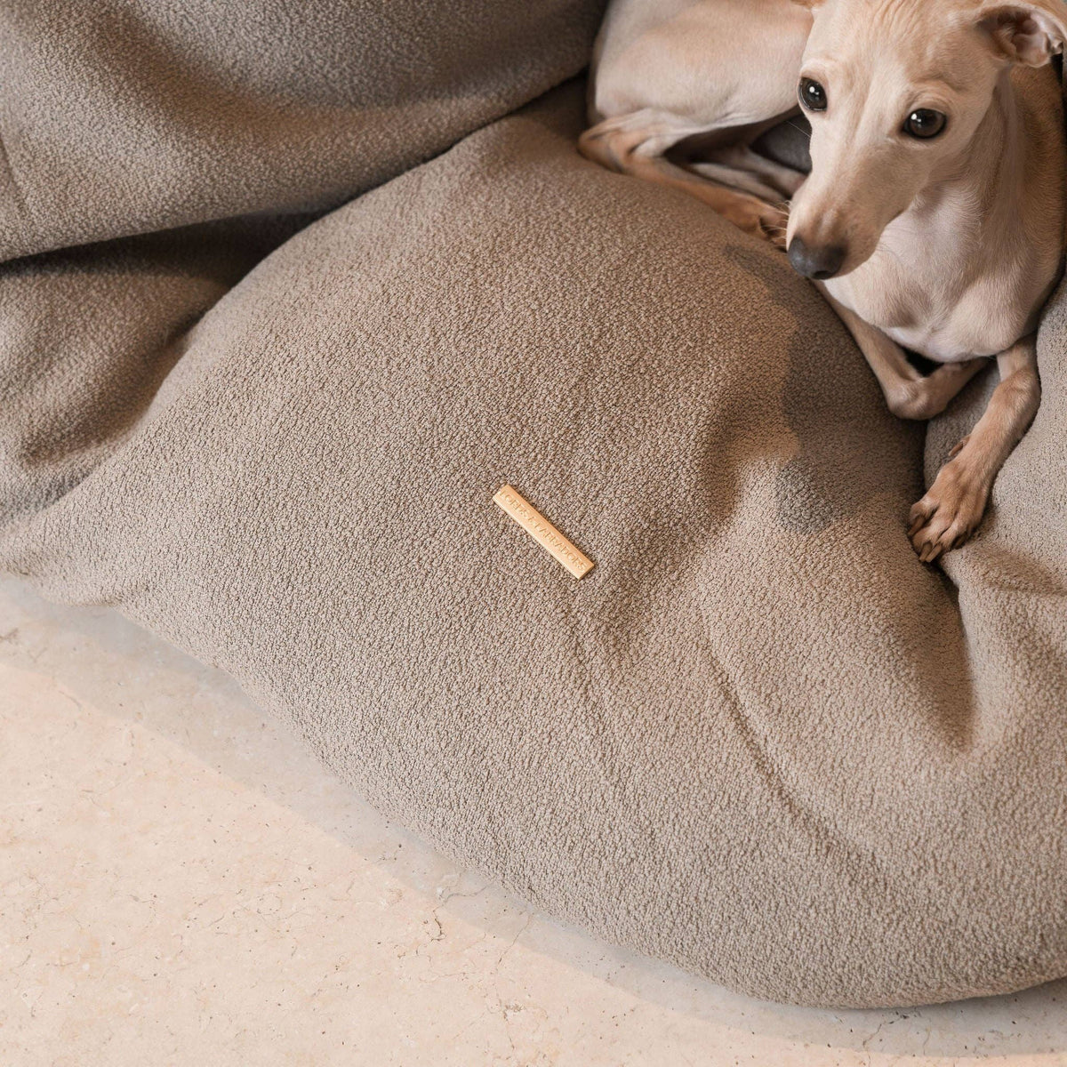Squash 'Em Dog Bed
